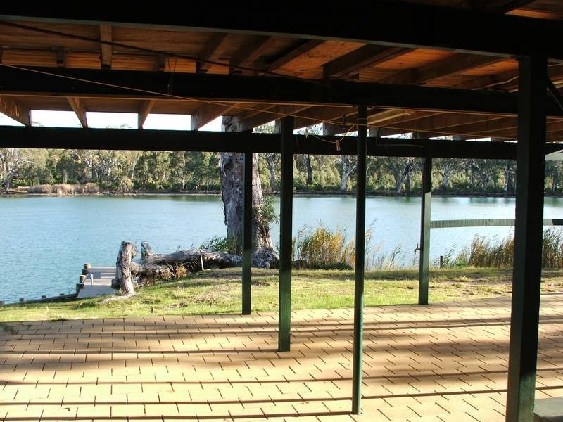 22 Riverside Drive Big Bend Via, Swan Reach SA 5354