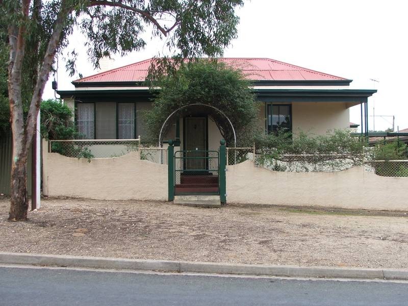 8 Victoria Street, Mannum SA 5238
