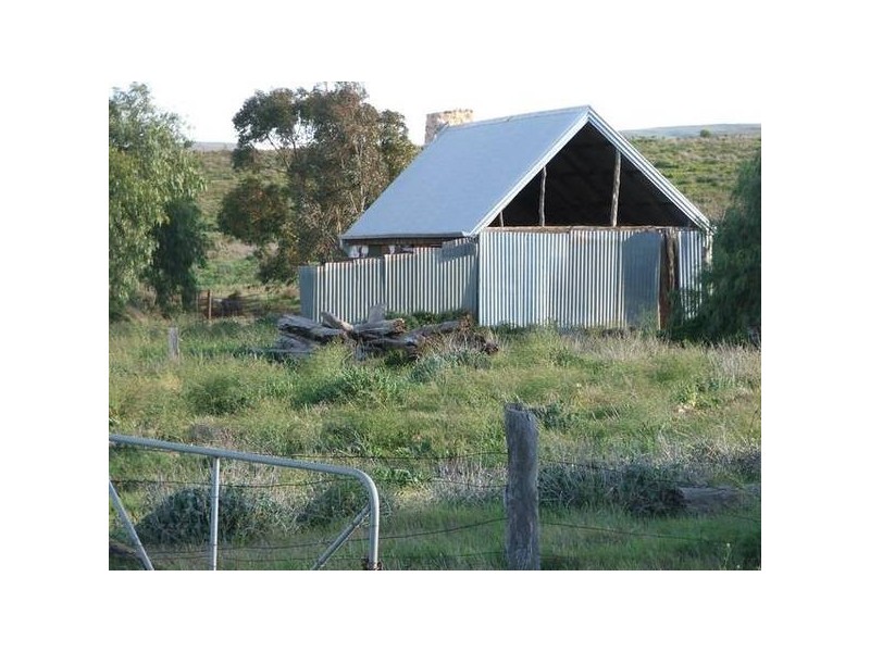 Pohl Road, Sanderston SA 5237