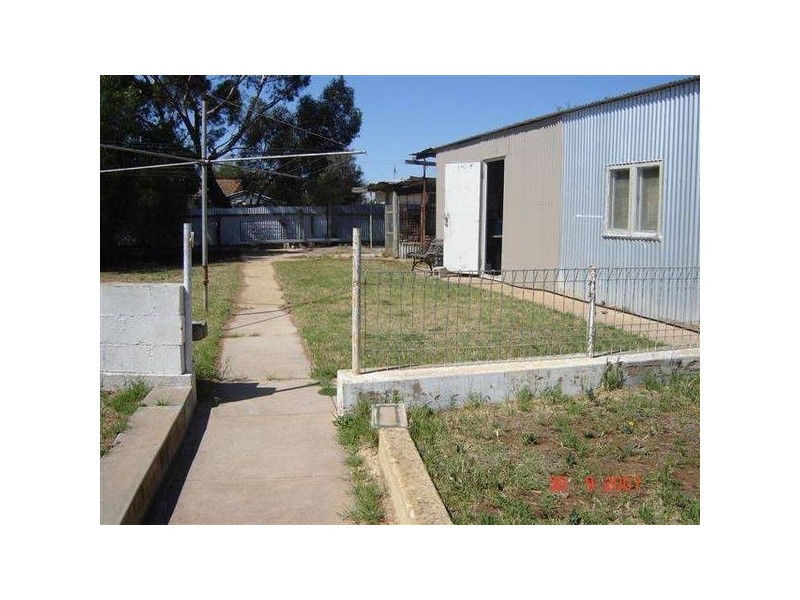 25 Horstmann Crescent, Swan Reach SA 5354