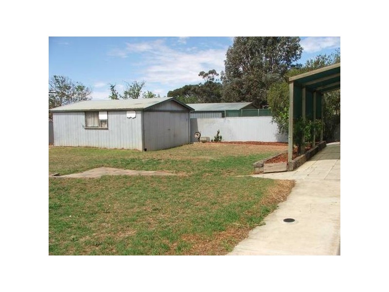 11 Greening Street, Mannum SA 5238