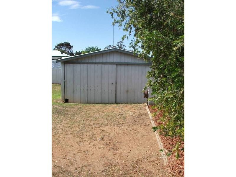 11 Greening Street, Mannum SA 5238