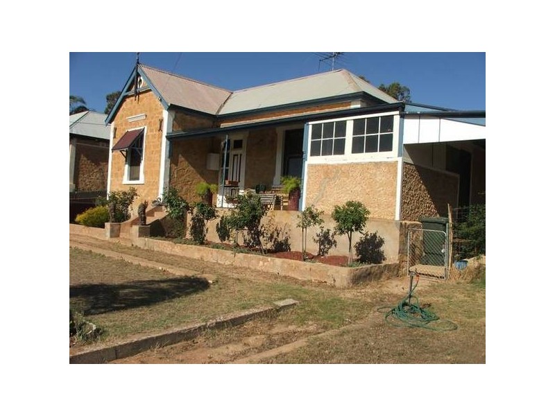 58 Anzac Avenue, Swan Reach SA 5354