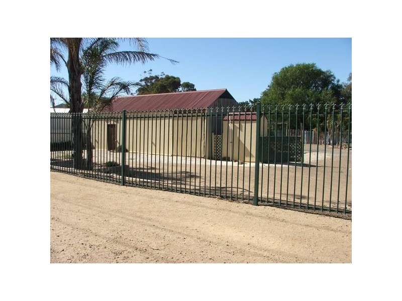 2 Berryman Avenue, Mannum SA 5238