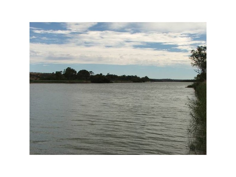 Allot 2 East Front Road via Cowirra, Mannum SA 5238