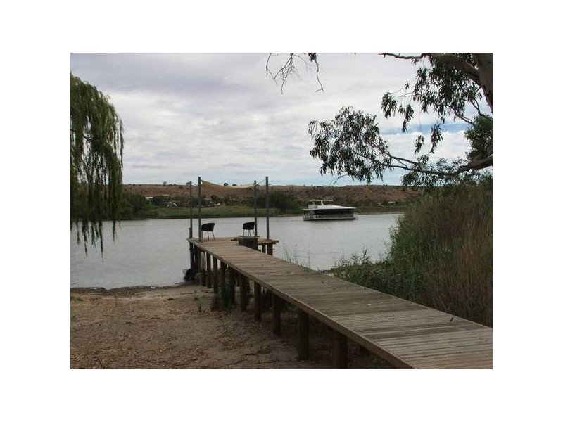 Allot 2 East Front Road via Cowirra, Mannum SA 5238