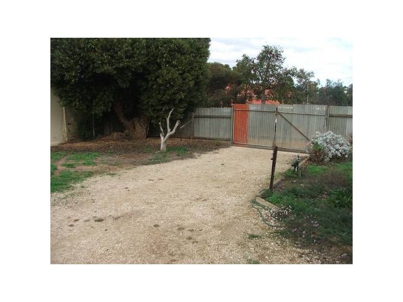 8 Victoria Street, Mannum SA 5238