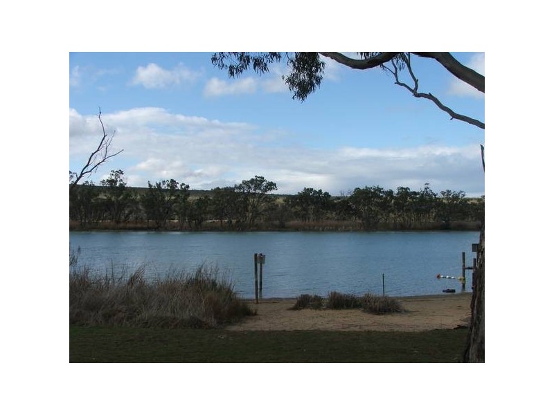 10 Gowling Court via Younghusband, Mannum SA 5238