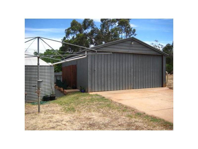 4 Murray Bridge Road, Palmer SA 5237