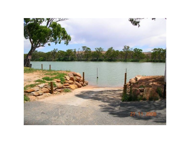 Allot 132 East Front Road via Younghusband, Mannum SA 5238
