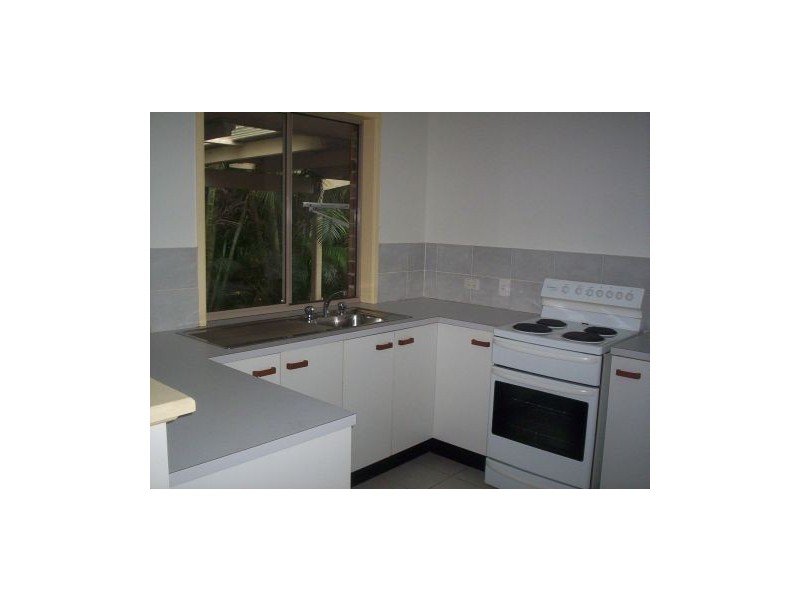 2/21 Sunrise Boulevarde, Byron Bay NSW 2481