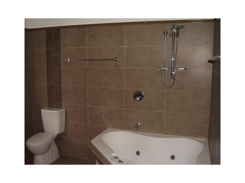 6/3 Sallywattle Drive, Suffolk Park NSW 2481