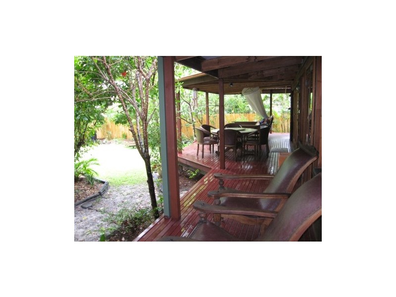 8 Oceanside Place, Byron Bay NSW 2481