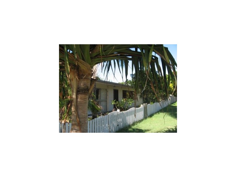 19 Bryce Street, Suffolk Park NSW 2481