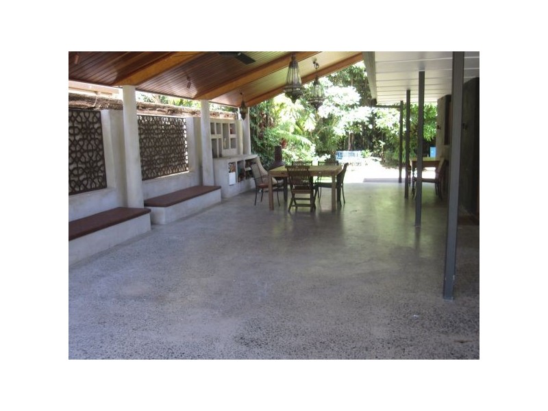 239 Broken Head Road, Suffolk Park NSW 2481