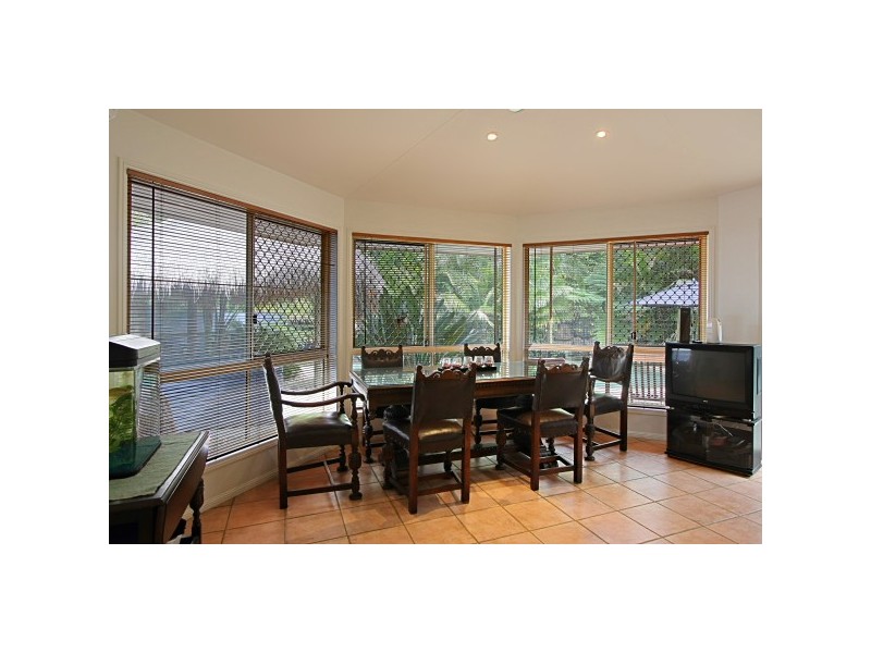 25 Caniaba Crescent, Suffolk Park NSW 2481