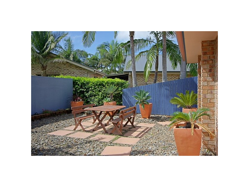 25 Caniaba Crescent, Suffolk Park NSW 2481