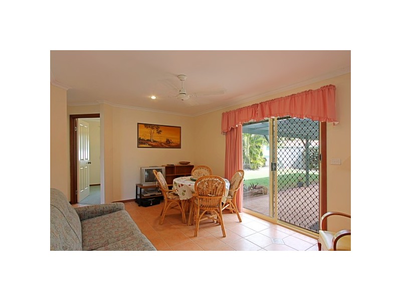 48 Bottlebrush Crescent, Suffolk Park NSW 2481