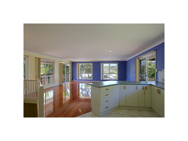 14 Raftons Rd, Bangalow NSW 2479