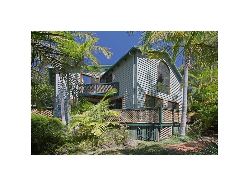 8 Tamarind Court, Suffolk Park NSW 2481