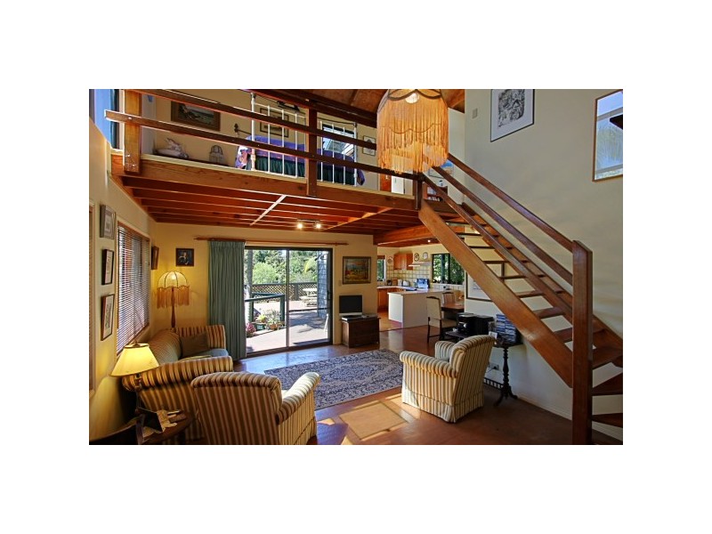 8 Tamarind Court, Suffolk Park NSW 2481