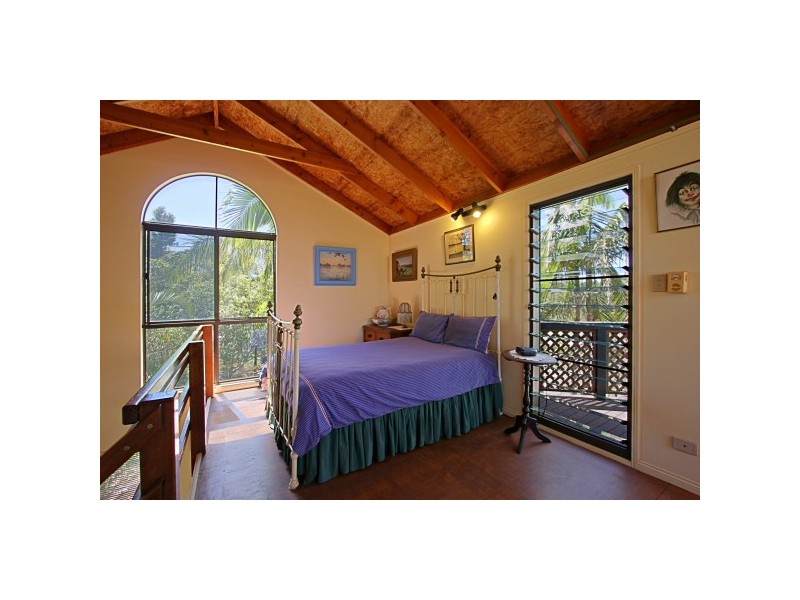 8 Tamarind Court, Suffolk Park NSW 2481