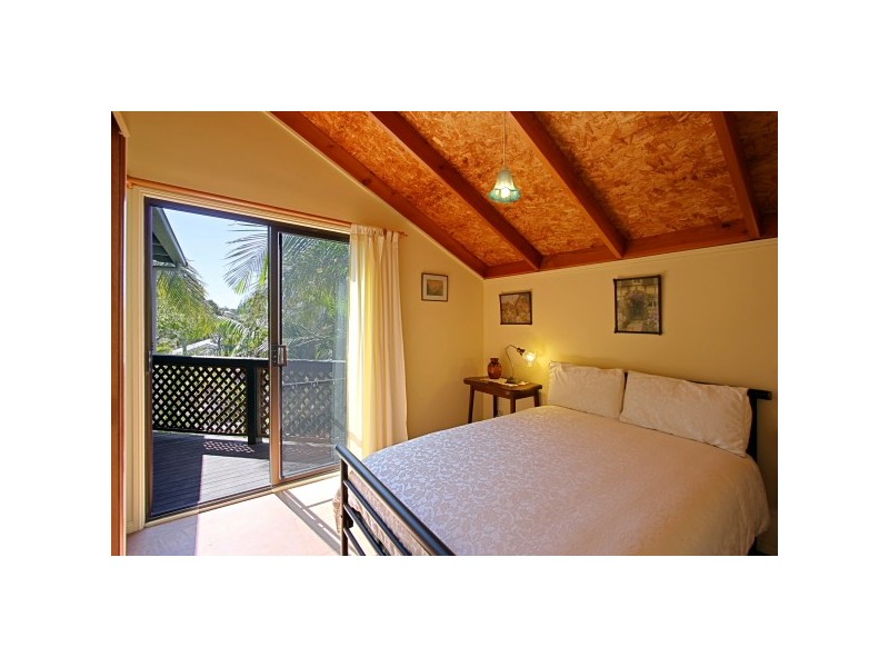 8 Tamarind Court, Suffolk Park NSW 2481