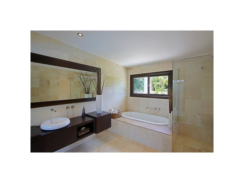 63 Parkway Drive, Ewingsdale NSW 2481