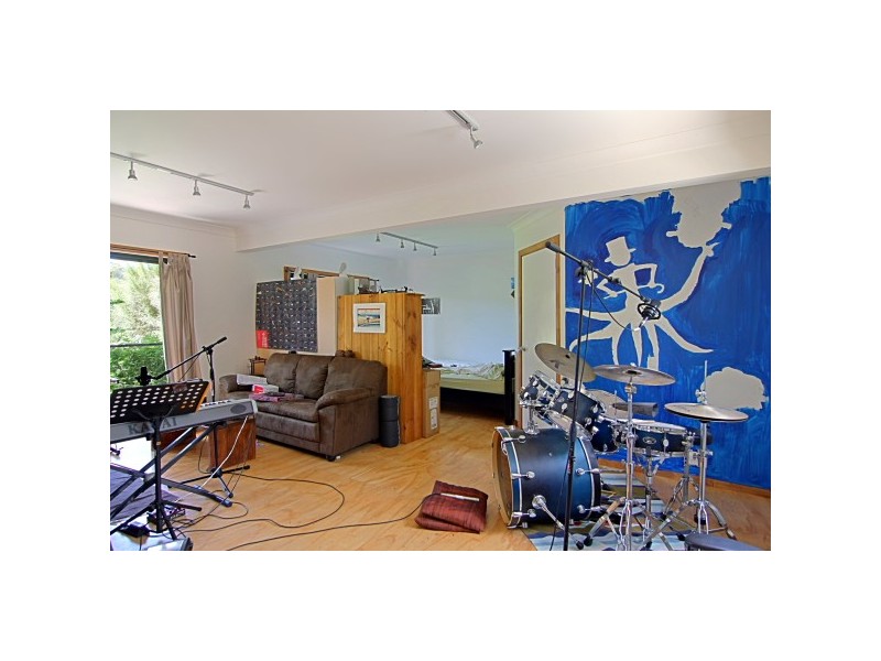 2 Hill View Place, Ewingsdale NSW 2481