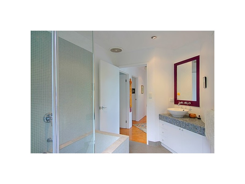 2 Hill View Place, Ewingsdale NSW 2481