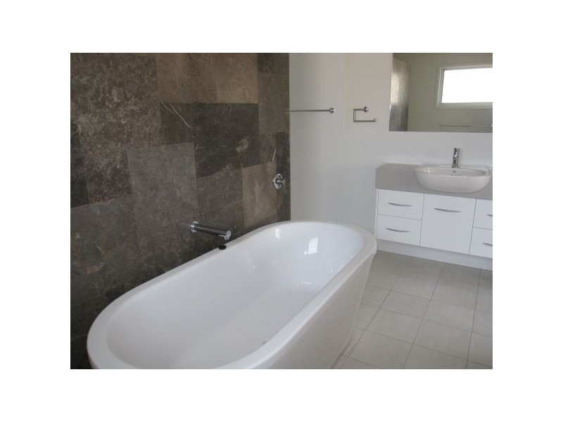 48 Bayshore Drive, Byron Bay NSW 2481