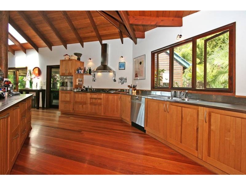 131 Parmenters Lane, Wilsons Creek NSW 2482