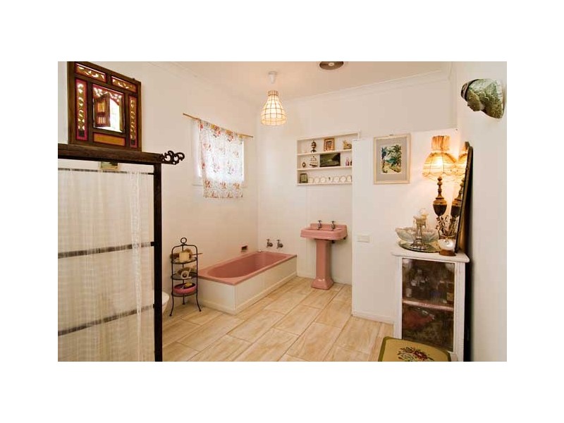 8 Cemetery Road, Byron Bay NSW 2481