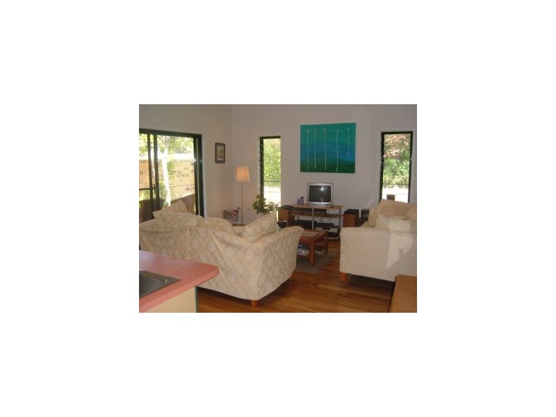 2/10 Blueberry, Byron Bay NSW 2481