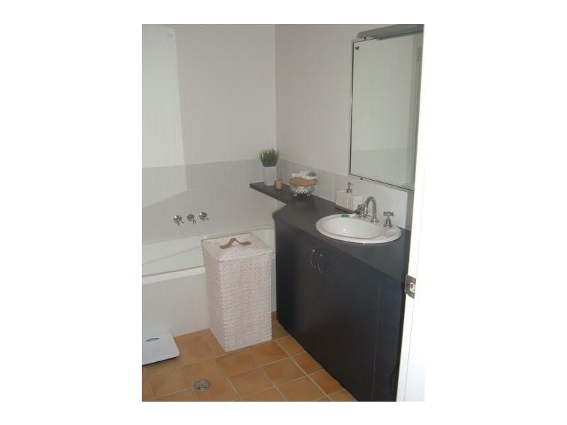 2/10 Blueberry, Byron Bay NSW 2481