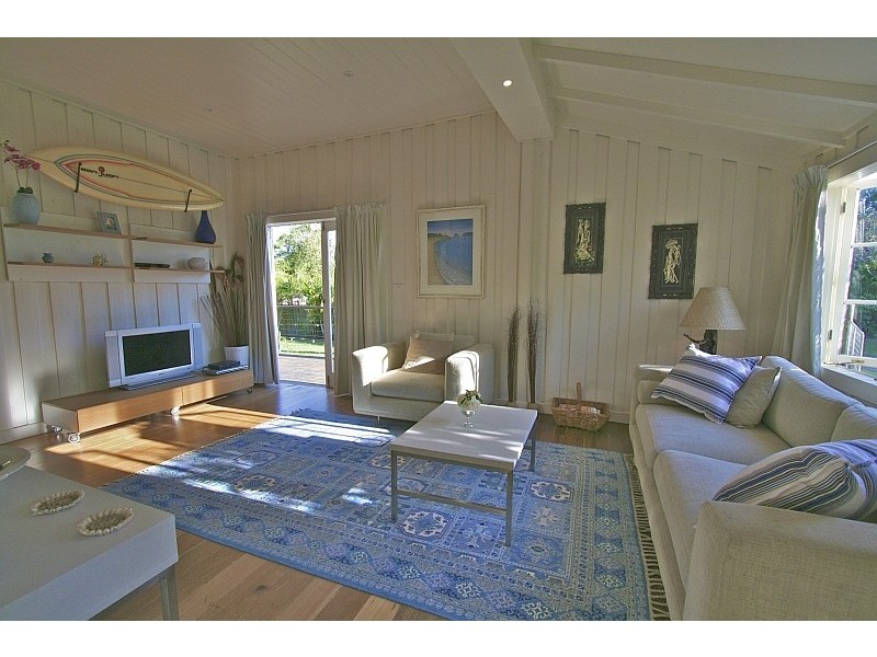 1 Ruskin Lane, Byron Bay NSW 2481