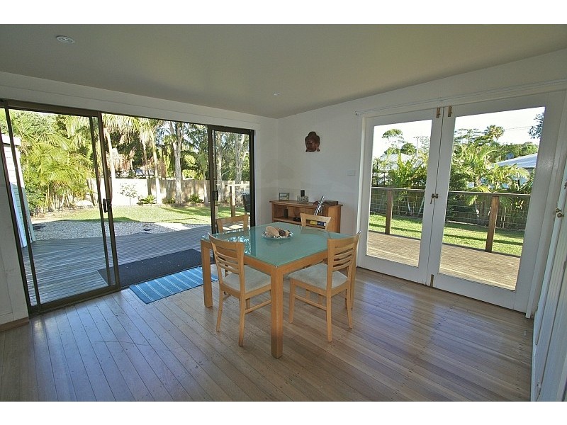 1 Ruskin Lane, Byron Bay NSW 2481