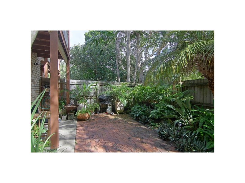 2/7-9 Hazelwood Close, Suffolk Park NSW 2481