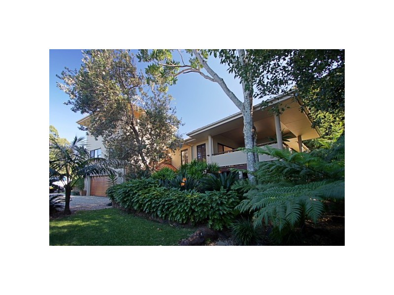 16 Red Bean Close, Suffolk Park NSW 2481