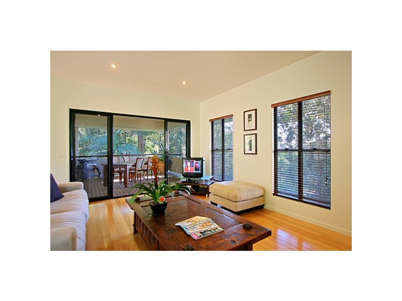 16 Red Bean Close, Suffolk Park NSW 2481