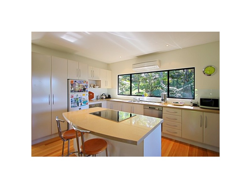 16 Red Bean Close, Suffolk Park NSW 2481