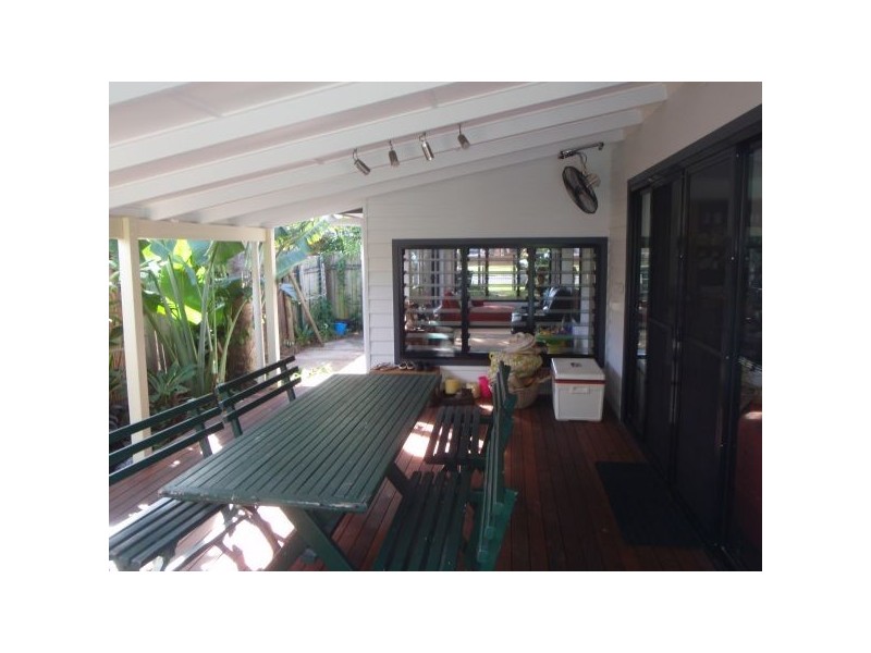 4 Glasgow Street, Suffolk Park NSW 2481