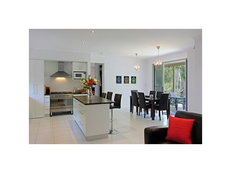 3 Sallywattle Drive, Suffolk Park NSW 2481