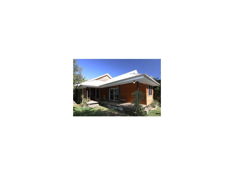 6 Azolla, Byron Bay NSW 2481