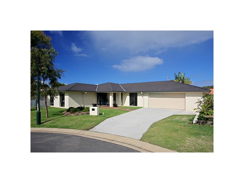 6 Midgenberry Place, Suffolk Park NSW 2481