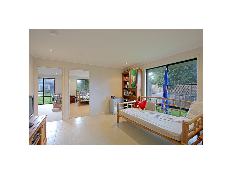 6 Midgenberry Place, Suffolk Park NSW 2481