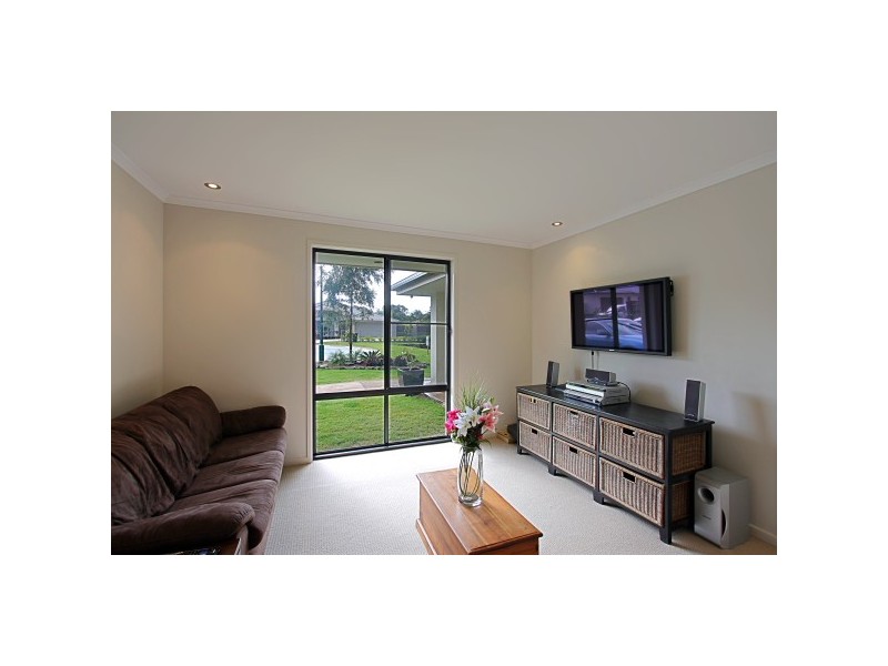 6 Midgenberry Place, Suffolk Park NSW 2481