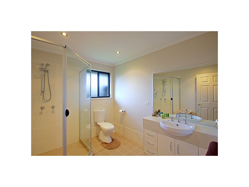 6 Midgenberry Place, Suffolk Park NSW 2481
