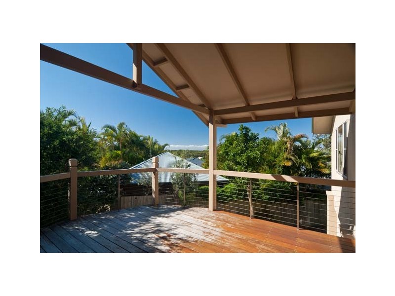 11 Hakea Crescent, Suffolk Park NSW 2481