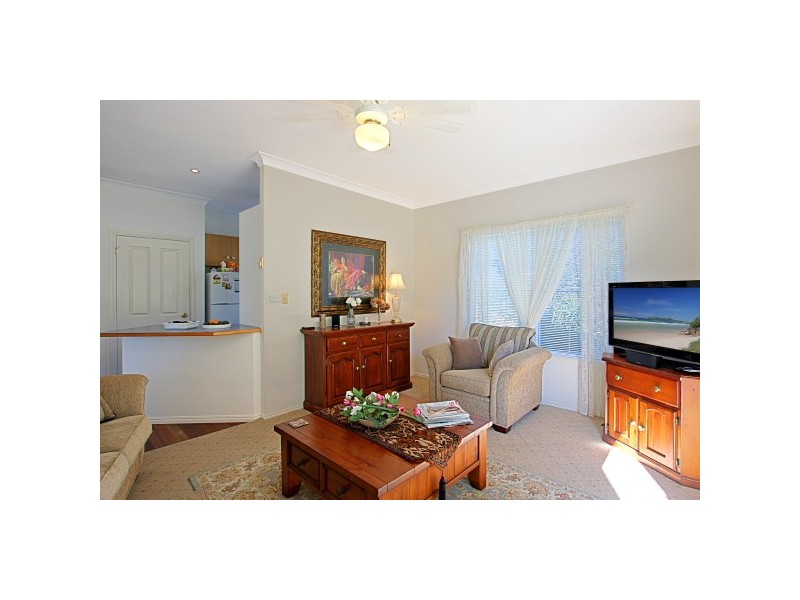 2 Bottlebrush Crescent, Suffolk Park NSW 2481
